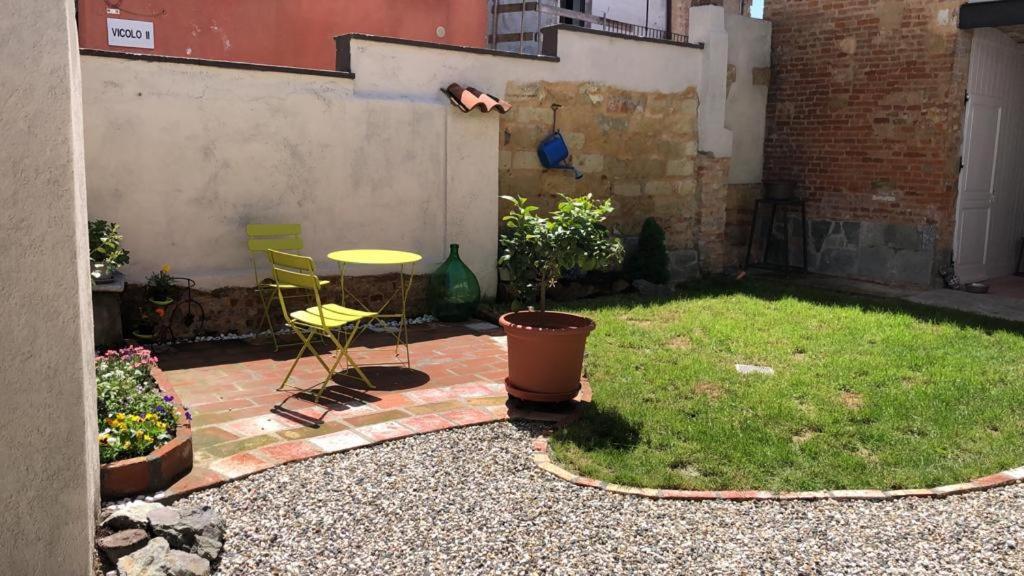 Montemagno  Magalocanda Stanze Sotto Al Castello المظهر الخارجي الصورة